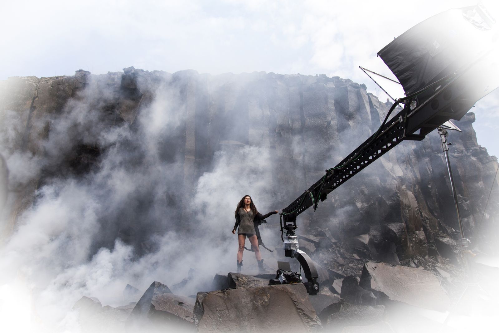 Нежная и сильная: Руслана в новом клипе "Я люблю"